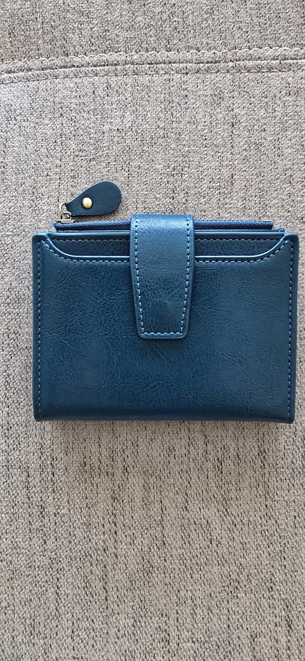 Teal Faux Leather Bifold Wallet Zip Coin Pocket Card Slots ID Window Snap Tab